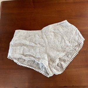 cute Aerie White Lace Line Shorts